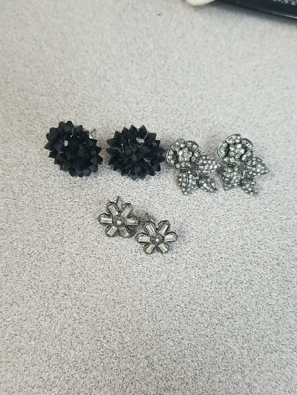 Black and Silver Floral Crystal Stud Earring Set